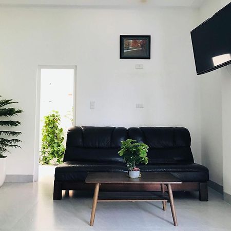 Local White House - Ecofriendly Homestay Da Nang Exteriör bild