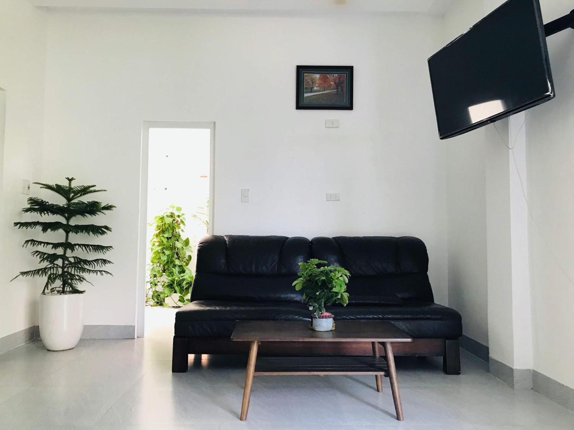 Local White House - Ecofriendly Homestay Da Nang Exteriör bild